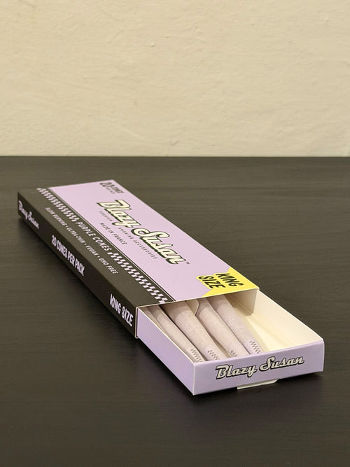 Blazy Susan Conos Pre Rolados King Size Morado | Pack de 20