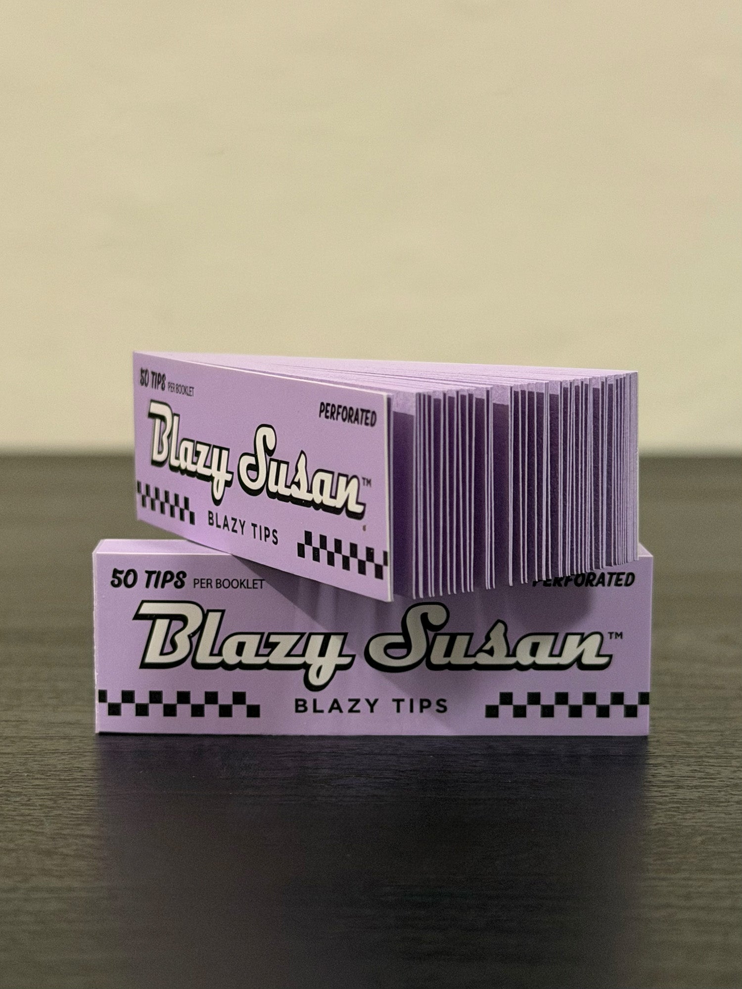 Blazy Susan Filter Tips Perforados Morado | 50 piezas